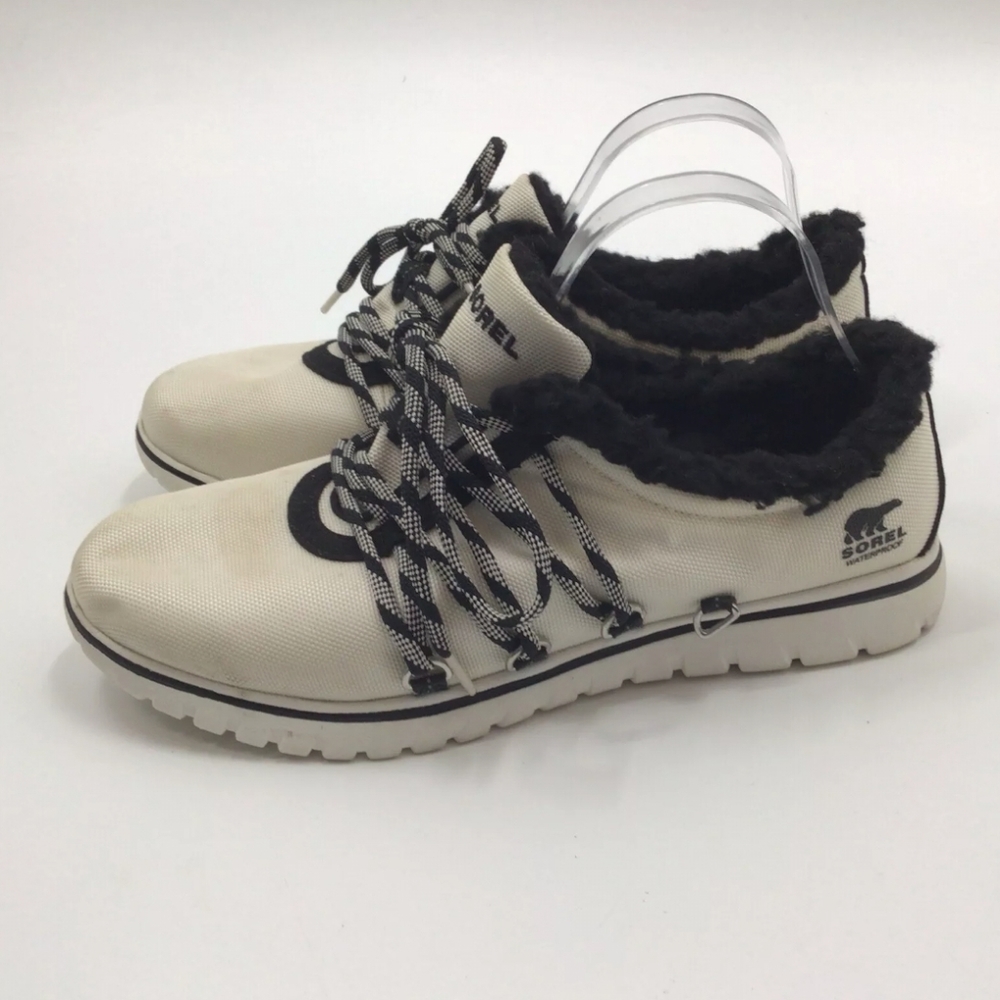 Sorel Women Sz 12 Black/White Waterproof Insulated Sherpa Lined Cozy Go Sneakers
